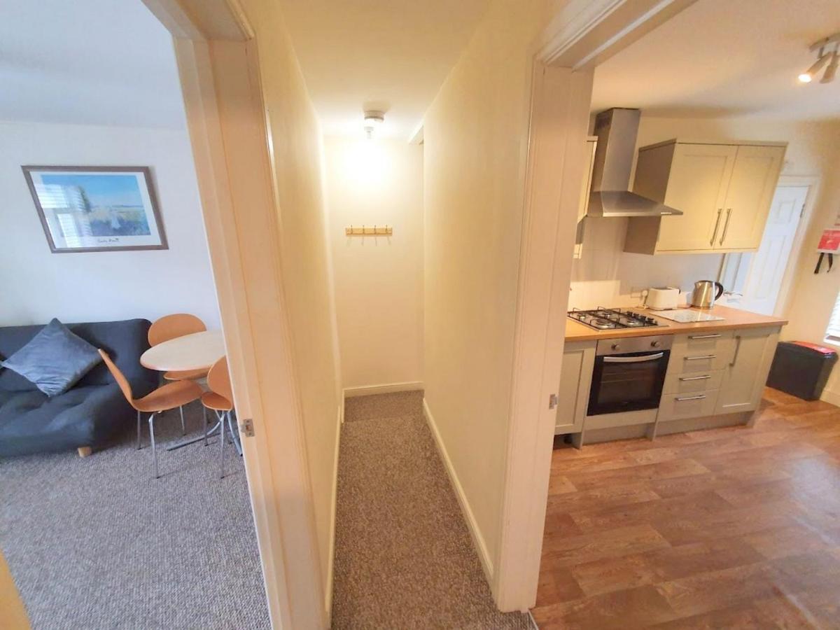 Bassett Flat With 2 Bedrooms And Superfast Wi-Fi Ситтингбурн Экстерьер фото