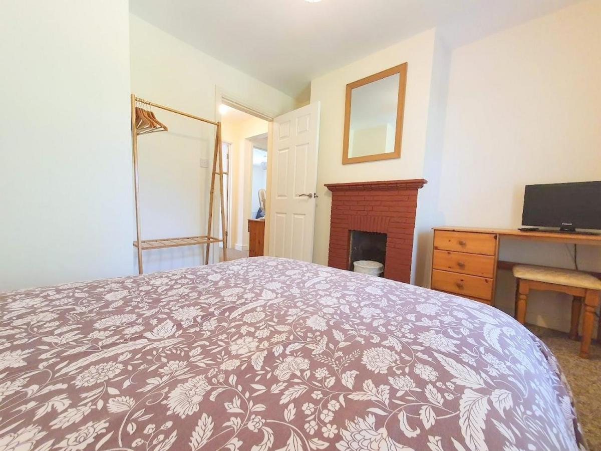 Bassett Flat With 2 Bedrooms And Superfast Wi-Fi Ситтингбурн Экстерьер фото